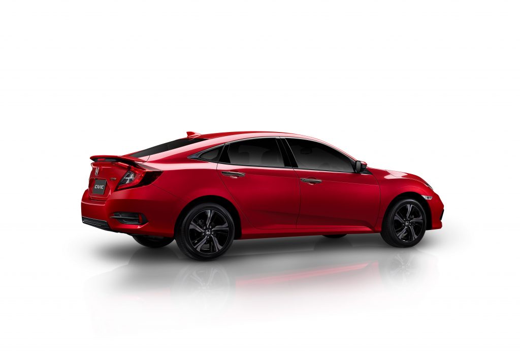 รีวิวรถใหม่ 2020 : ฮอนด้า แนะนำ ซีวิค สีใหม่ สีแดงอิกไนต์ (Ignite Red) ในรุ่น TURBO RS