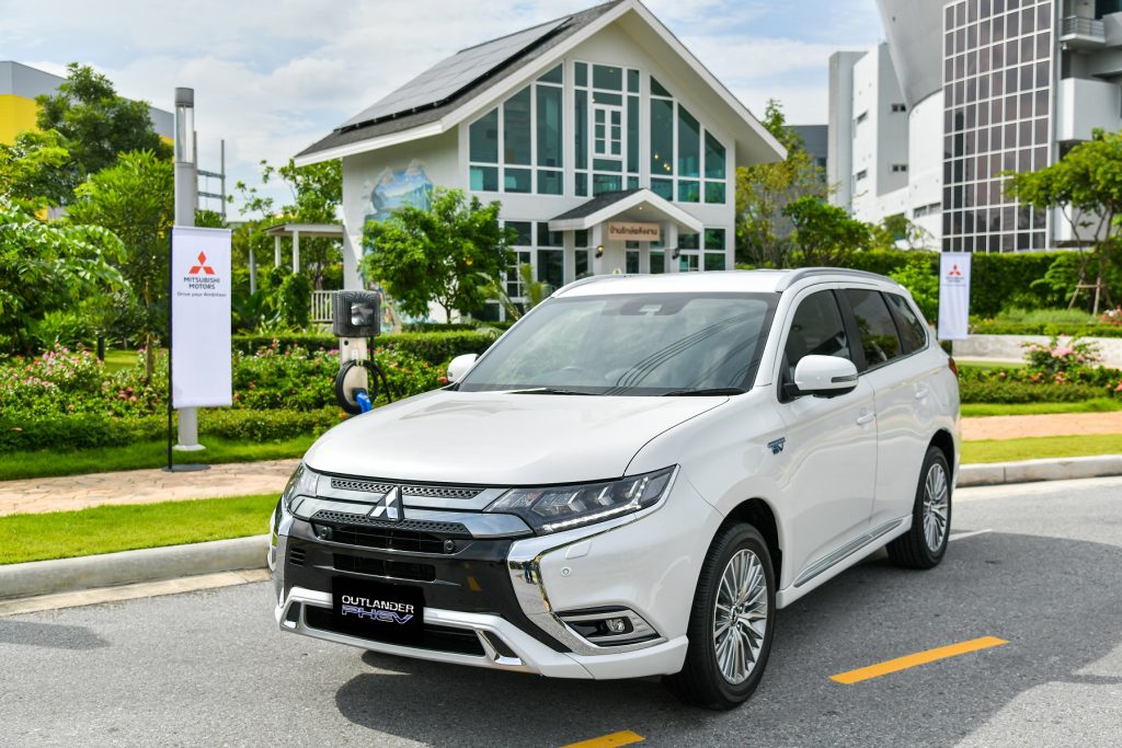 ข่าวรถวันนี้ : มิตซูบิชิ มอเตอร์ส ประเทศไทย ลงนามบันทึกข้อตกลงความร่วมมือกับการไฟฟ้าฝ่ายผลิตแห่งประเทศไทย พัฒนาเทคโนโลยีด้านการแปลงพลังงานระหว่างยานยนต์ไฟฟ้ากับระบบไฟฟ้า