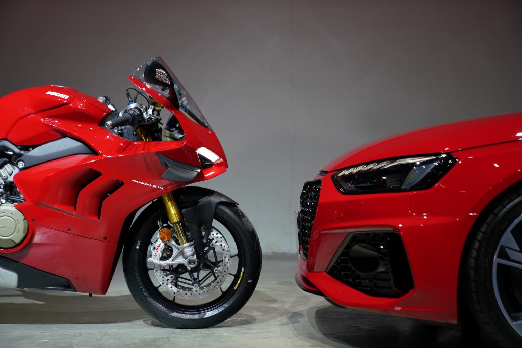 ข่าวรถวันนี้ : อาวดี้ ประเทศไทย ยกทัพเปิดตัวรถหรู ครั้งแรกในประเทศไทยกับ Audi & Ducati Integration ที่งาน Motor Expo