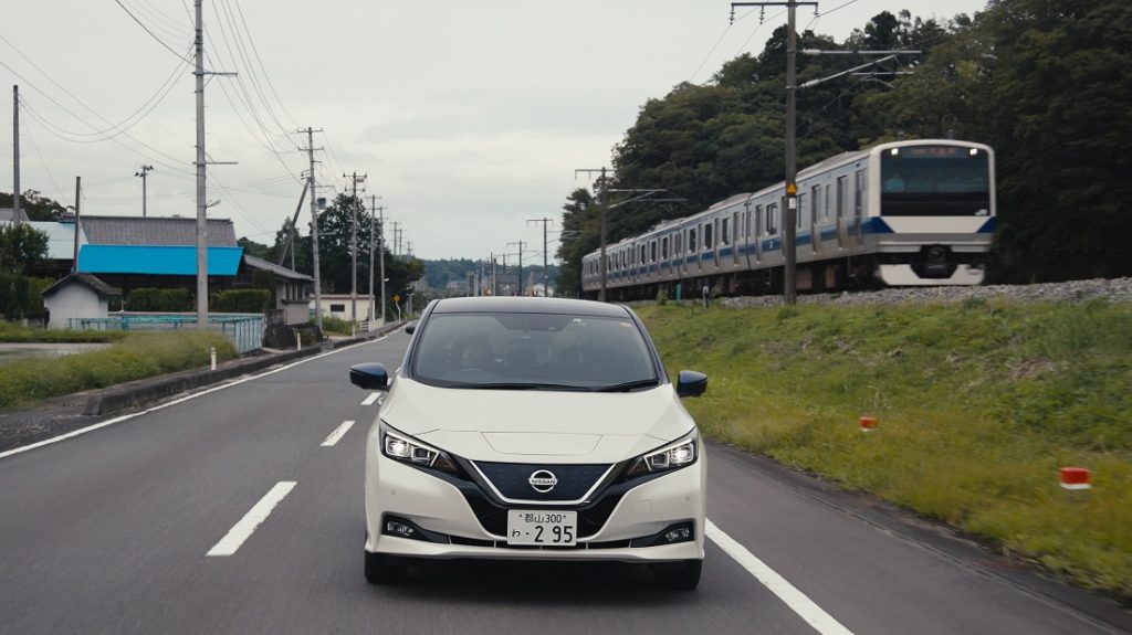 ข่าวรถวันนี้ : แบตเตอรี่จากนิสสัน ลีฟ สร้างประโยชน์ให้กับทางข้ามรถไฟในญี่ปุ่น ภายใต้ความร่วมมือของรถยนต์ไฟฟ้าและรถไฟ
